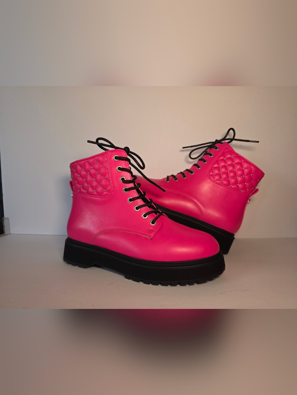 NWT Sonoma Hot Pink Quilted Lace-Up Combat Boots Size 6 (Big Girl) 7.5-8 (Woman)